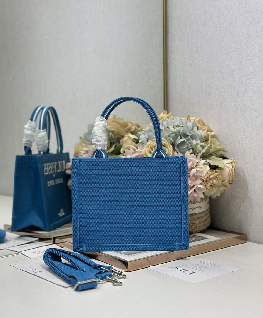 Small Dior Book Tote – Blue and White Toile de Jouy Embroidery – with Strap - Default Title - View 2