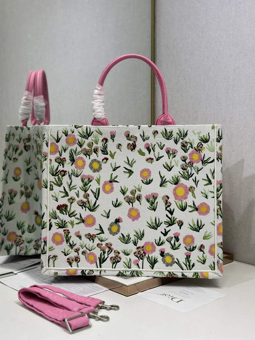 Dior Large Book Tote – White Daisy Garden Embroidery - Default Title - View 3