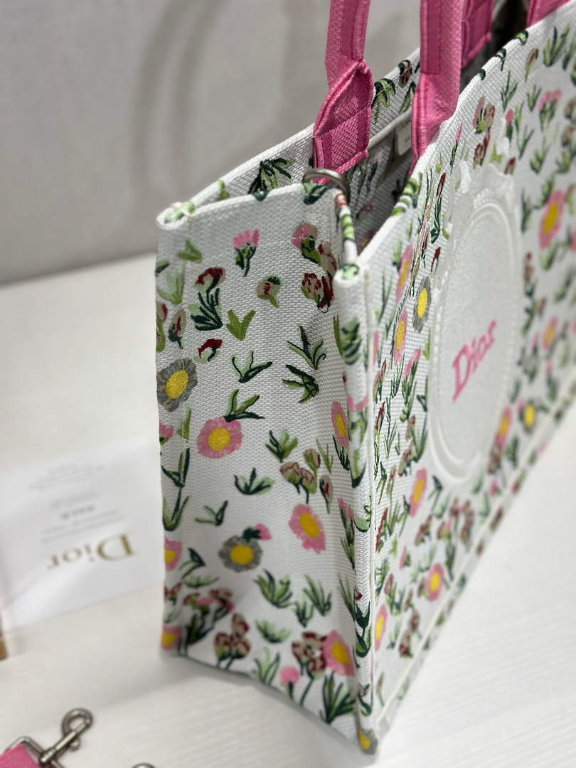Dior Large Book Tote – White Daisy Garden Embroidery - Default Title - View 4