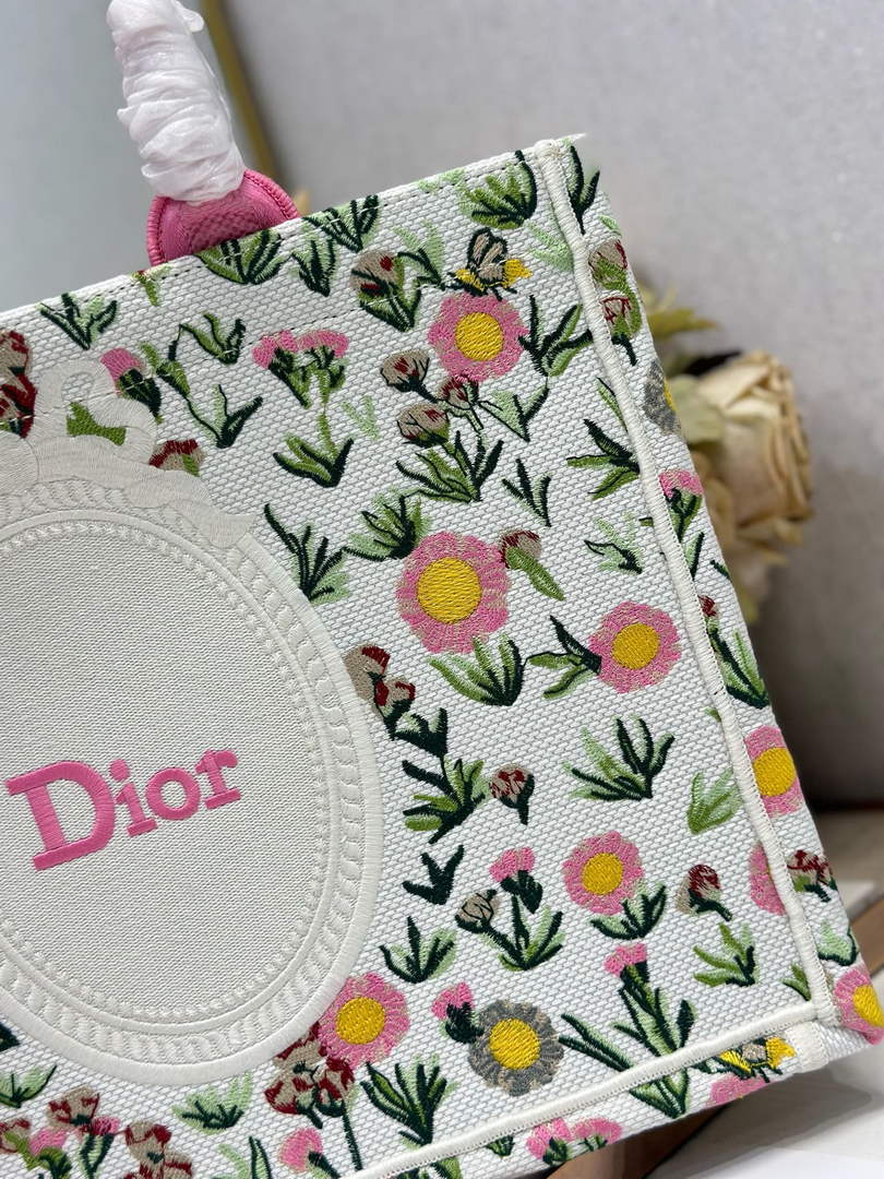 Dior Medium Book Tote – White Daisy Garden Embroidery – with Strap - Default Title - View 7