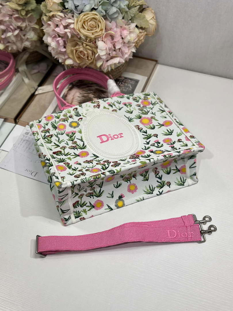 Dior Medium Book Tote – White Daisy Garden Embroidery – with Strap - Default Title - View 10