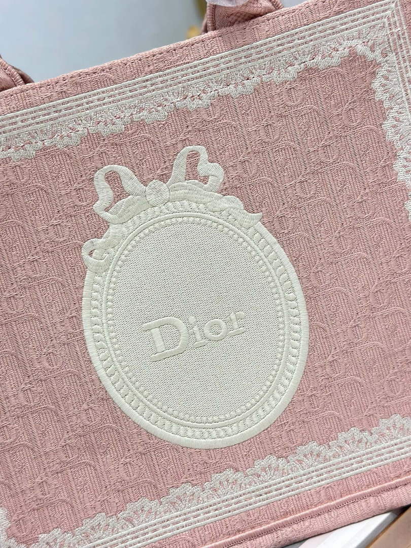 Dioramour Medium Book Tote with Strap – Soupir Pink Oblique with Lace - Default Title - View 5