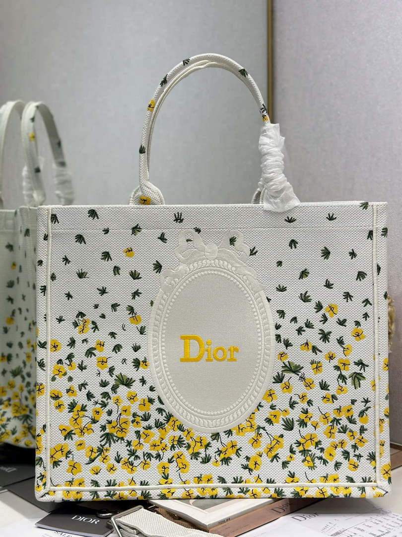Dior Large Book Tote – Buttercup Dior Embroidery - Default Title - View 1