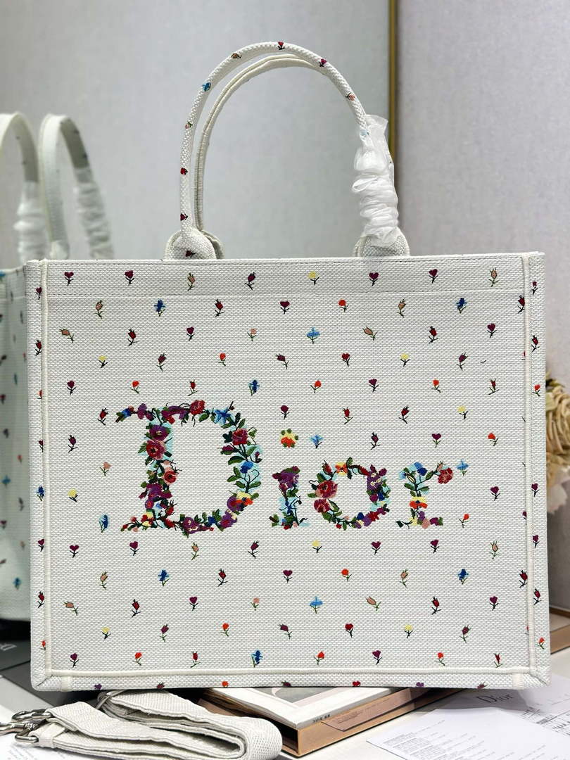 Dioramour Large Book Tote – White Revolution Flowers - Default Title - View 1