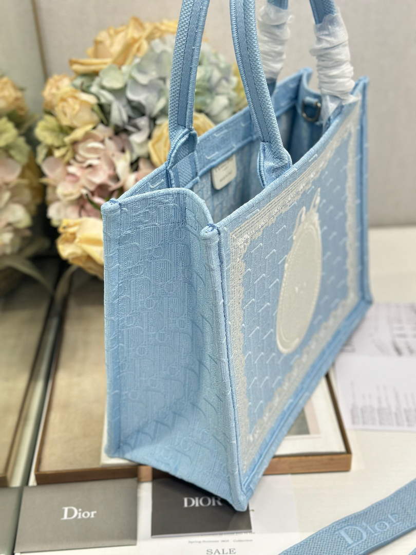 Dior Medium Book Tote with Strap – Blue Oblique with White Lace - Default Title - View 4