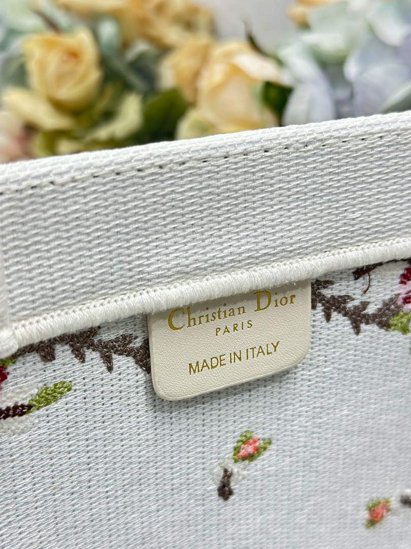 Dioramour Medium Book Tote – Multicolor Revolution Flowers - Default Title - View 9