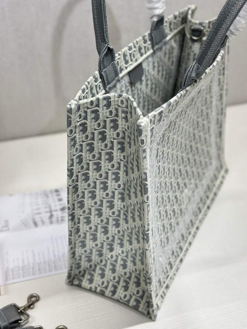 Dior Large Book Tote with Strap – Latte Gray Oblique with White Lace - Default Title - View 4