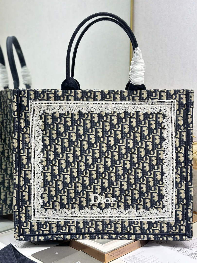 Dior Large Book Tote with Strap – Latte Black Oblique with White Lace - Default Title - View 1