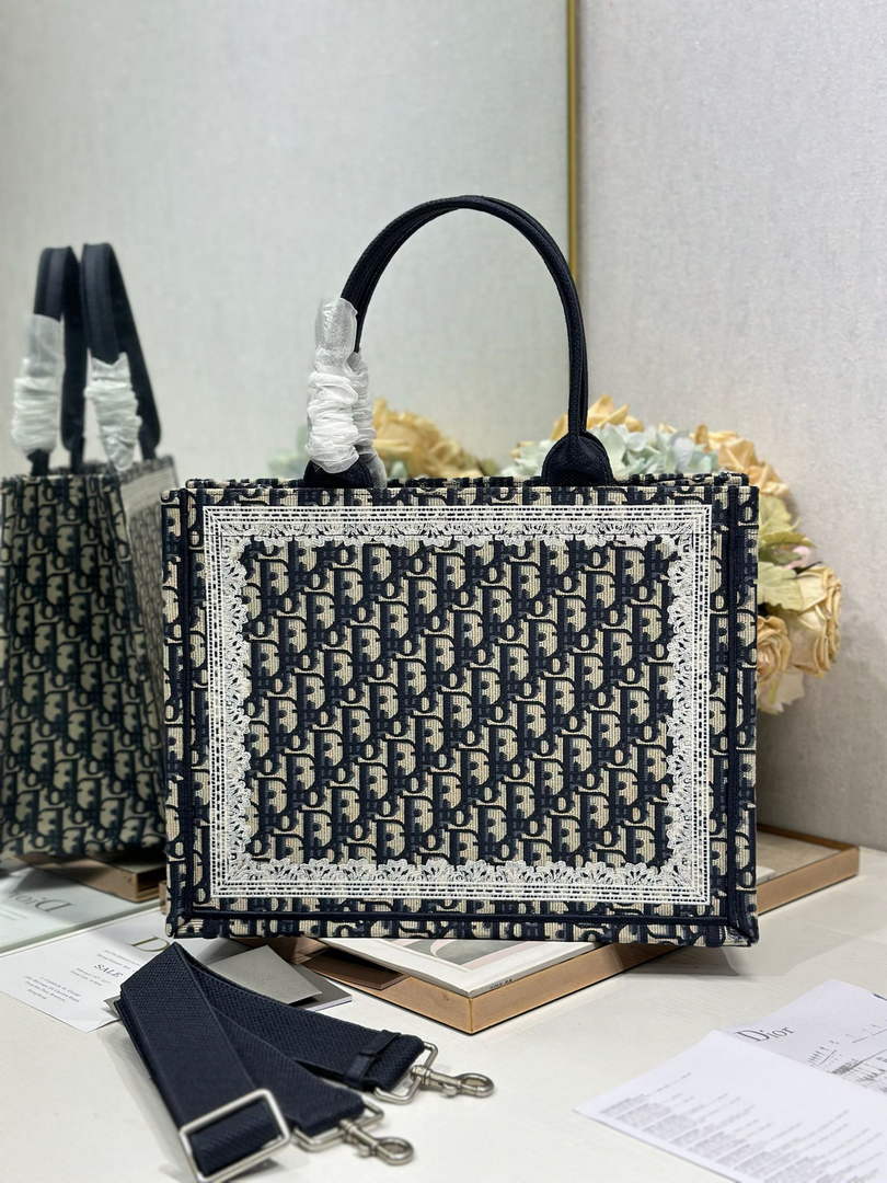 Dior Medium Book Tote with Strap – Latte Black Oblique with White Lace - Default Title - View 4