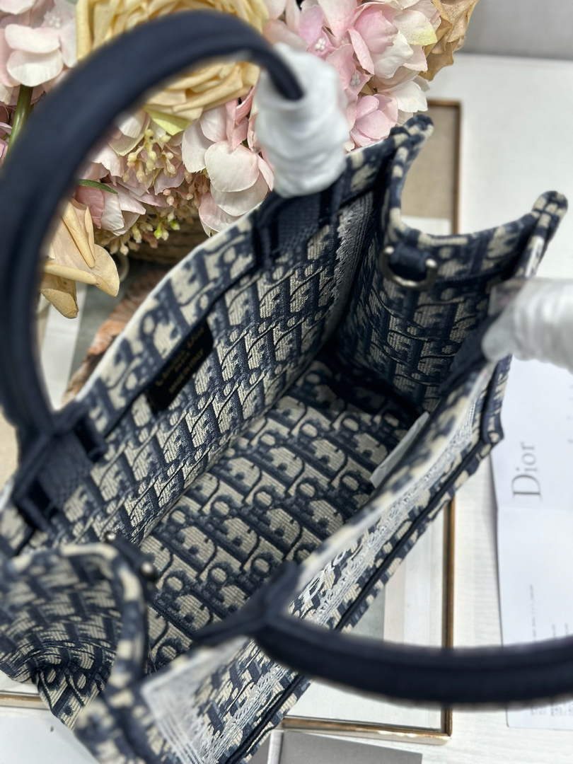 Dior Small Book Tote with Strap – Latte Black Oblique with White Lace - Default Title - View 6