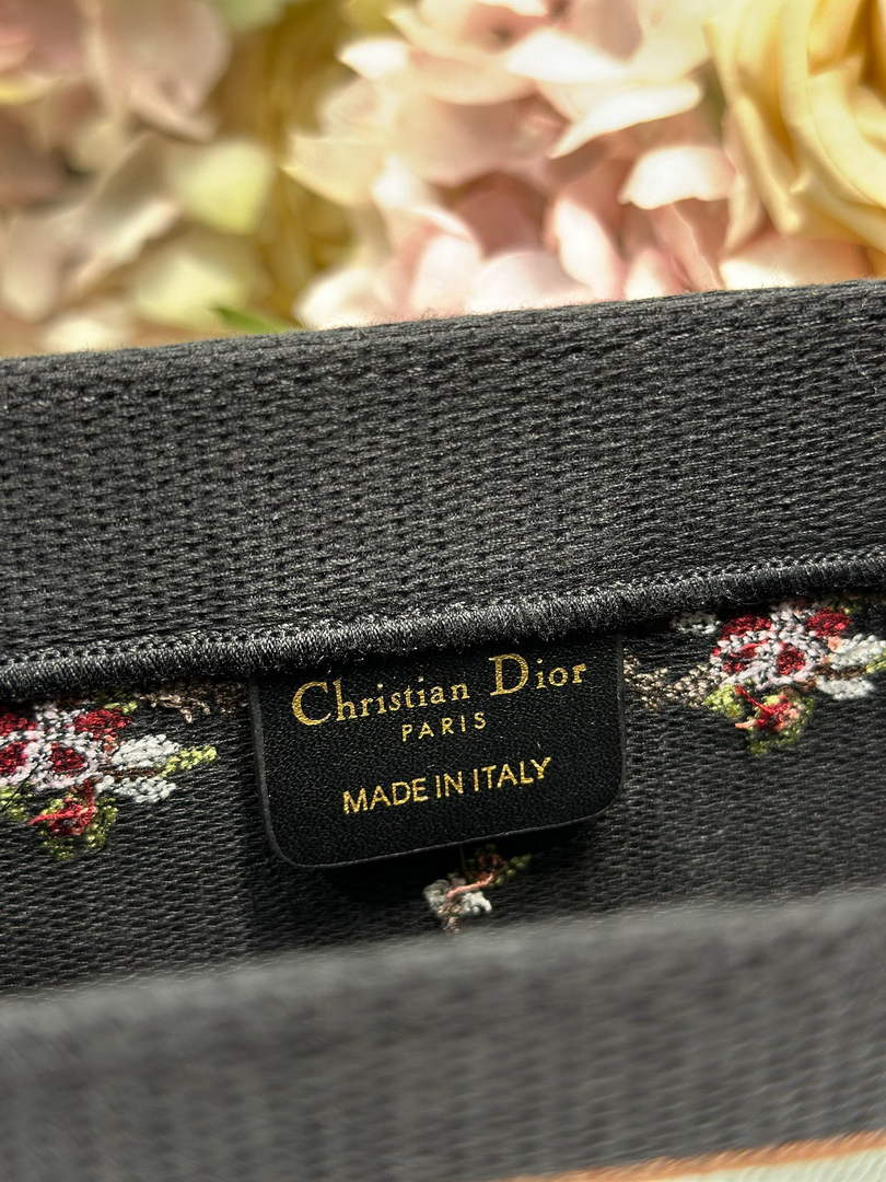 Dioramour Small Book Tote – Black Revolution Flowers - Default Title - View 8