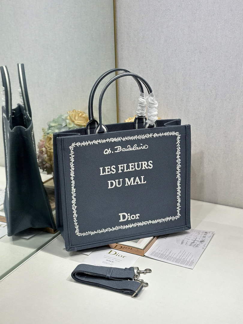 Dior Medium Book Tote – Blue and White Toile de Jouy Embroidery – with Strap - Default Title - View 3