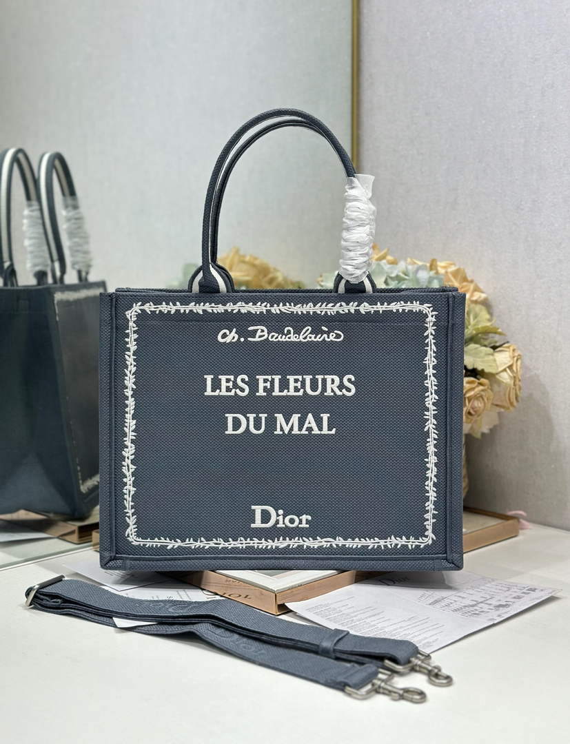 Dior Medium Book Tote – Blue and White Toile de Jouy Embroidery – with Strap - Default Title - View 2