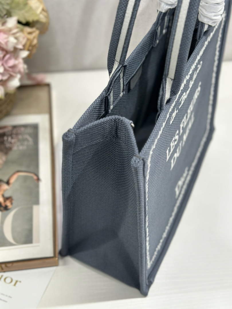 Dior Medium Book Tote – Blue and White Toile de Jouy Embroidery – with Strap - Default Title - View 5