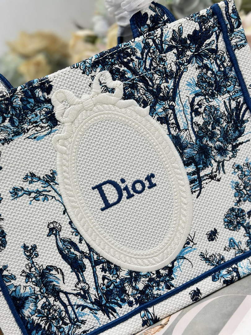 Small Dior Book Tote with Strap – Blue Toile de Jouy Floral Garden - Default Title - View 4