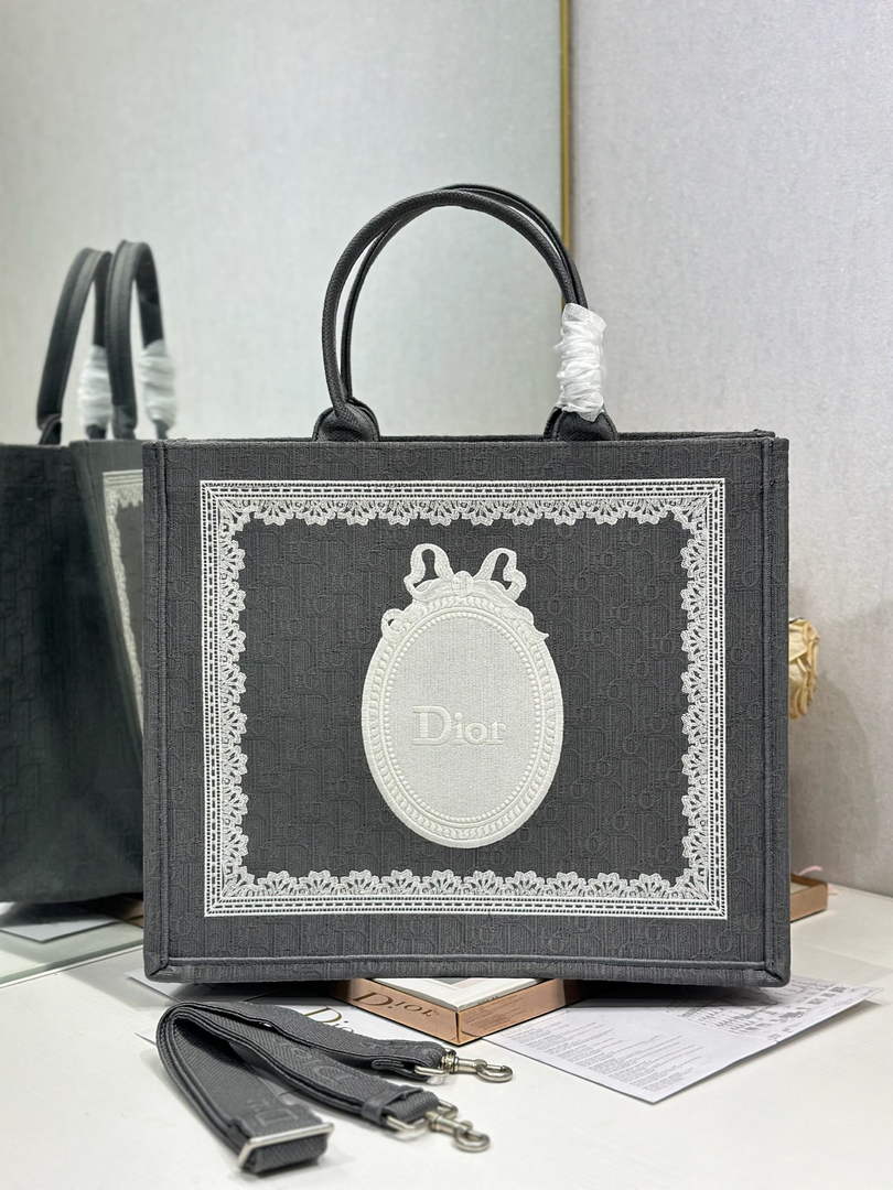 Dior Large Book Tote – Black Oblique with White Lace - Default Title - View 2