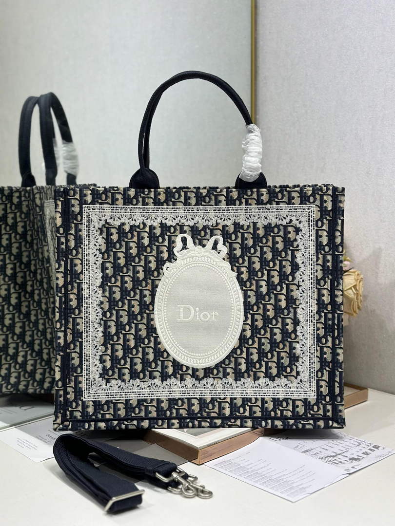 Dior Large Book Tote – Navy Oblique with White Lace - Default Title - View 2