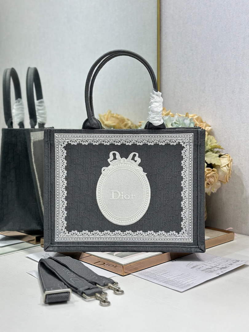 Dior Medium Book Tote with Strap – Black Oblique with White Lace - Default Title - View 3