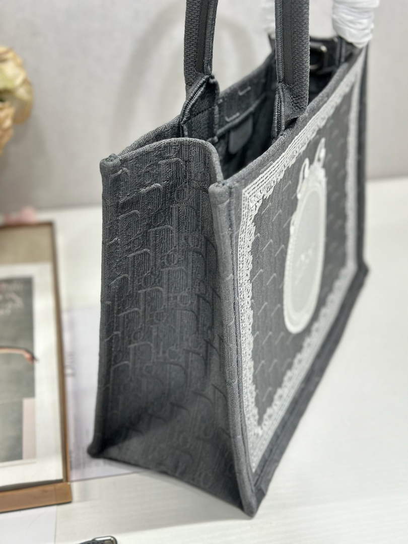 Dior Medium Book Tote with Strap – Black Oblique with White Lace - Default Title - View 5
