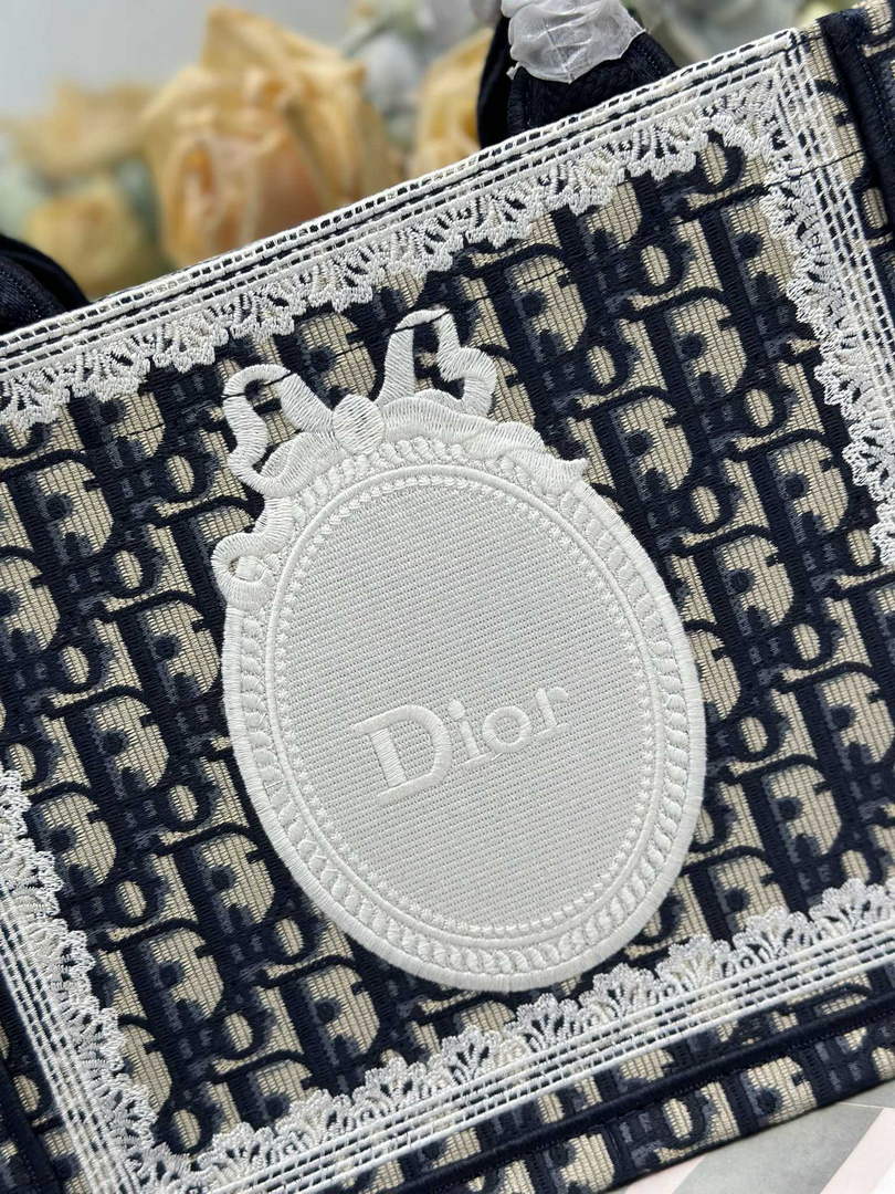 Dior Small Book Tote with Strap – Navy Oblique with White Lace - Default Title - View 4