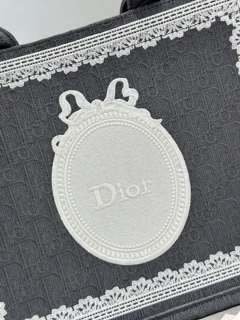 Dior Medium Book Tote with Strap – Black Oblique with White Lace - Default Title - View 6