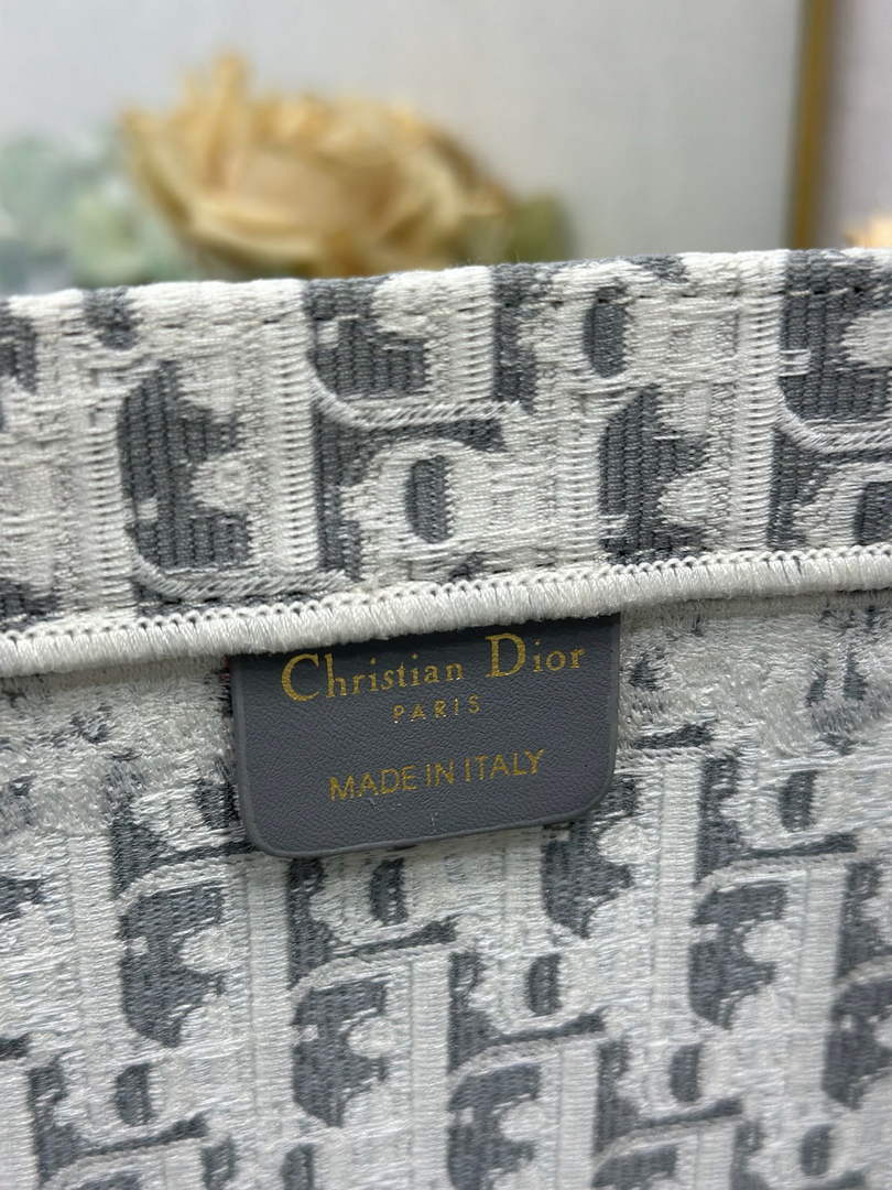 Dior Large Book Tote – Gray Oblique with White Lace - Default Title - View 7