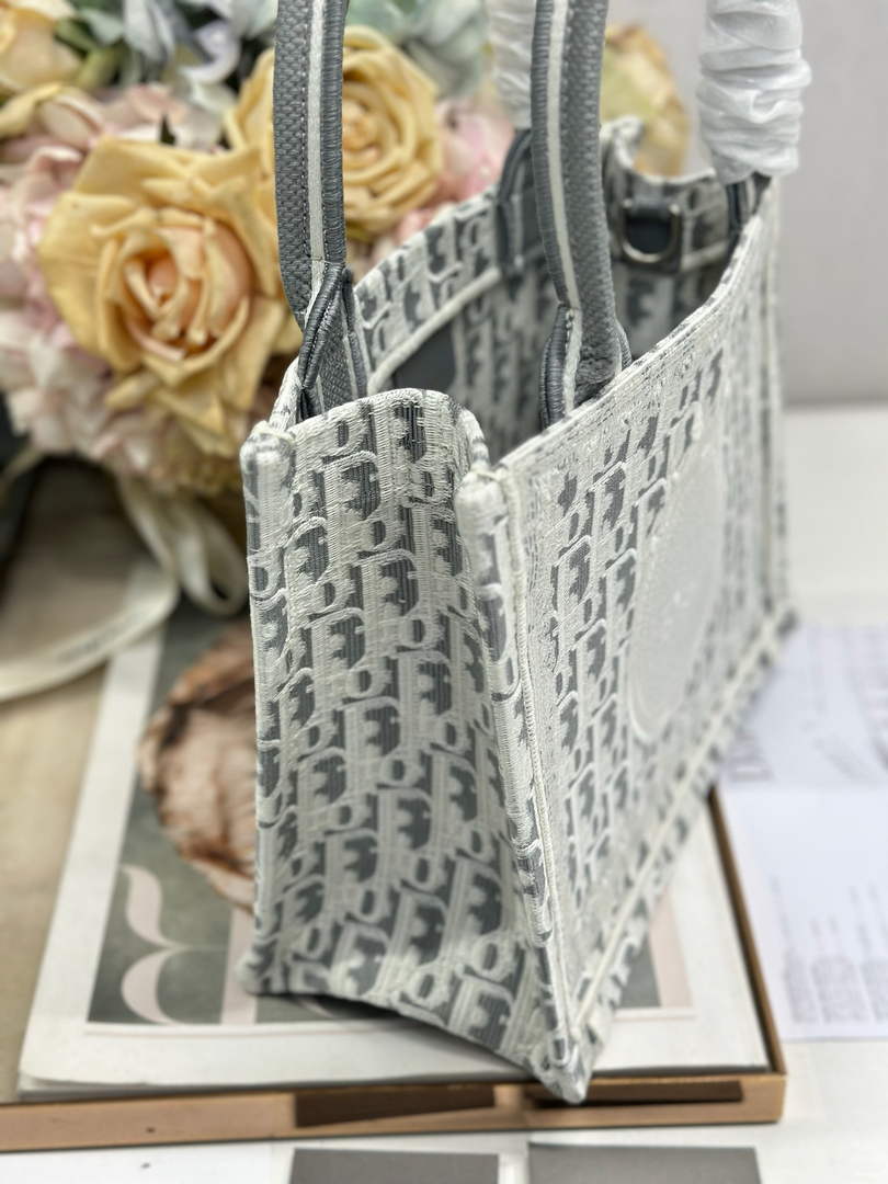 Dior Small Book Tote with Strap – Gray Oblique with White Lace - Default Title - View 3