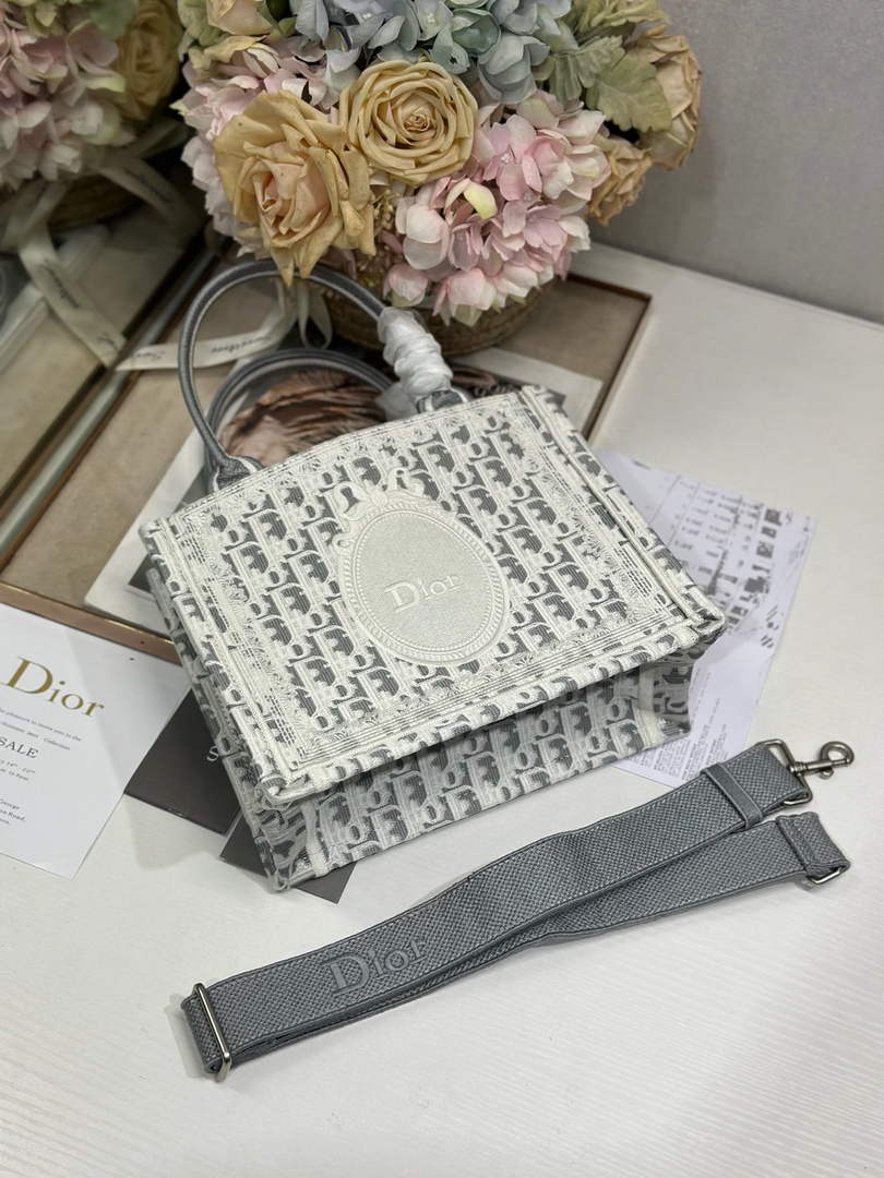 Dior Small Book Tote with Strap – Gray Oblique with White Lace - Default Title - View 5