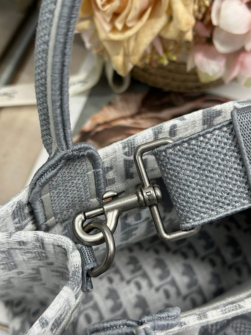 Dior Small Book Tote with Strap – Gray Oblique with White Lace - Default Title - View 8