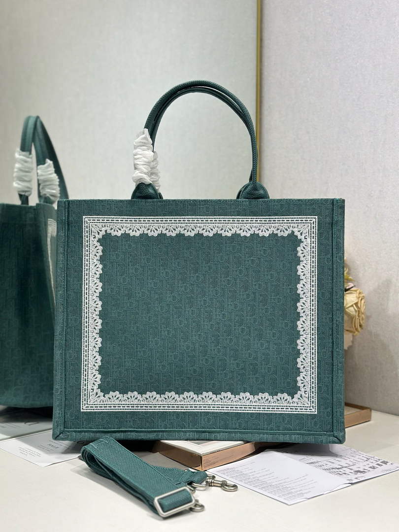 Dior Large Book Tote – Green Oblique with White Lace - Default Title - View 2