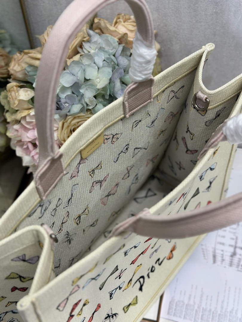 Dioriviera Large Dior Book Tote – Latte Multicolor Bows Embroidery