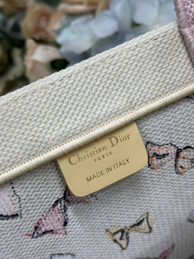 Dioriviera Large Dior Book Tote – Latte Multicolor Bows Embroidery