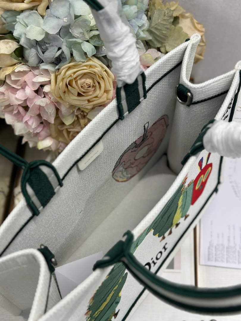 Medium Dior Book Tote with Strap – Multicolor Book Cover Embroidery