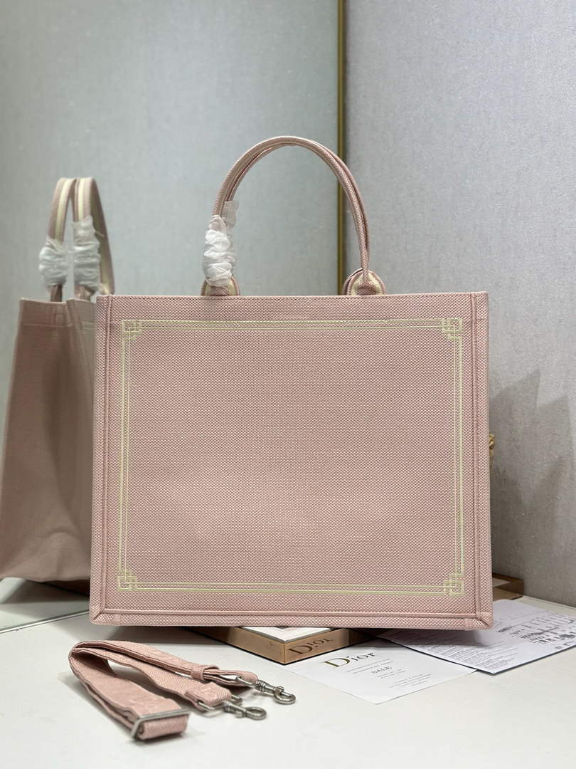 Large Dior Book Tote – Rose Tendre No Dior No Dietrich