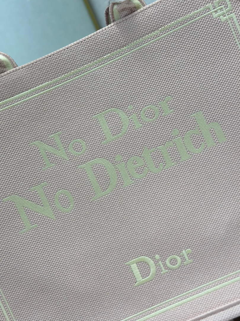 Large Dior Book Tote – Rose Tendre No Dior No Dietrich