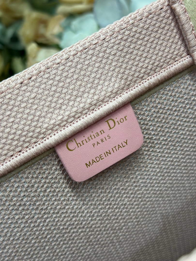 Large Dior Book Tote – Rose Tendre No Dior No Dietrich