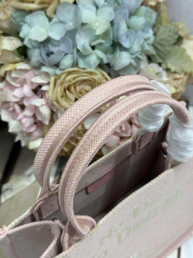 Small Dior Book Tote with Strap – Rose Tendre No Dior No Dietrich