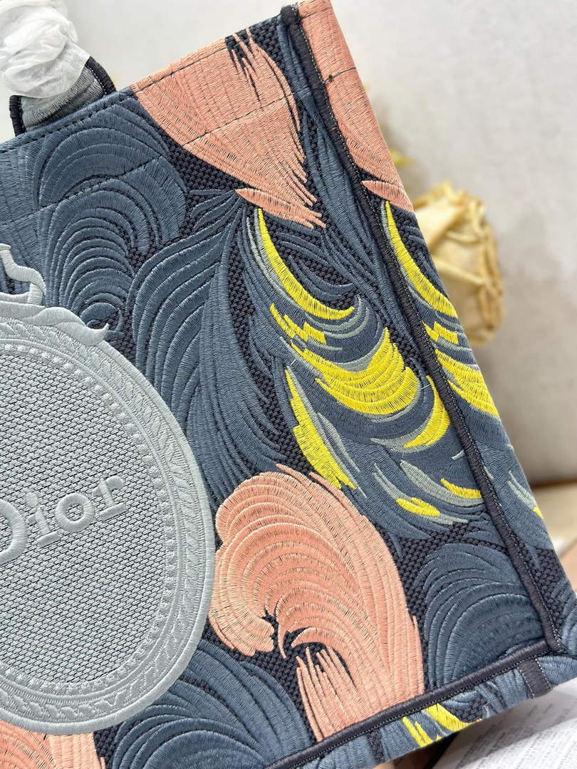 Medium Dior Book Tote with Strap – Feather Motif Embroidered Canvas