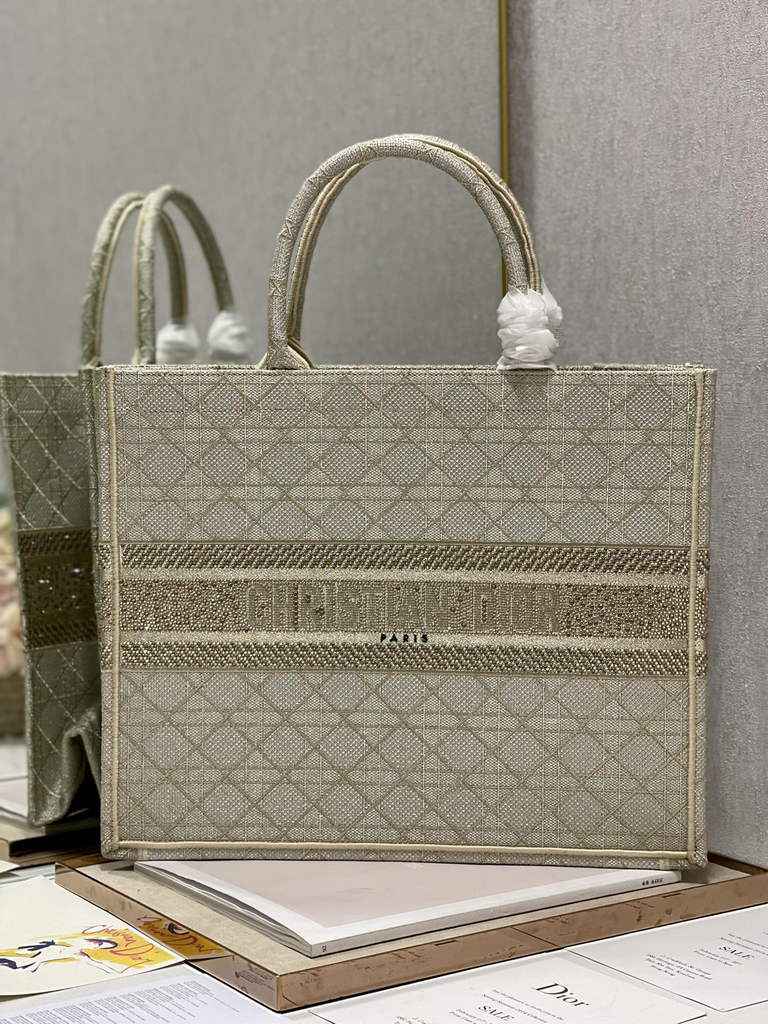 Dior M1286 Large Book Tote Gold Cannage Raffia