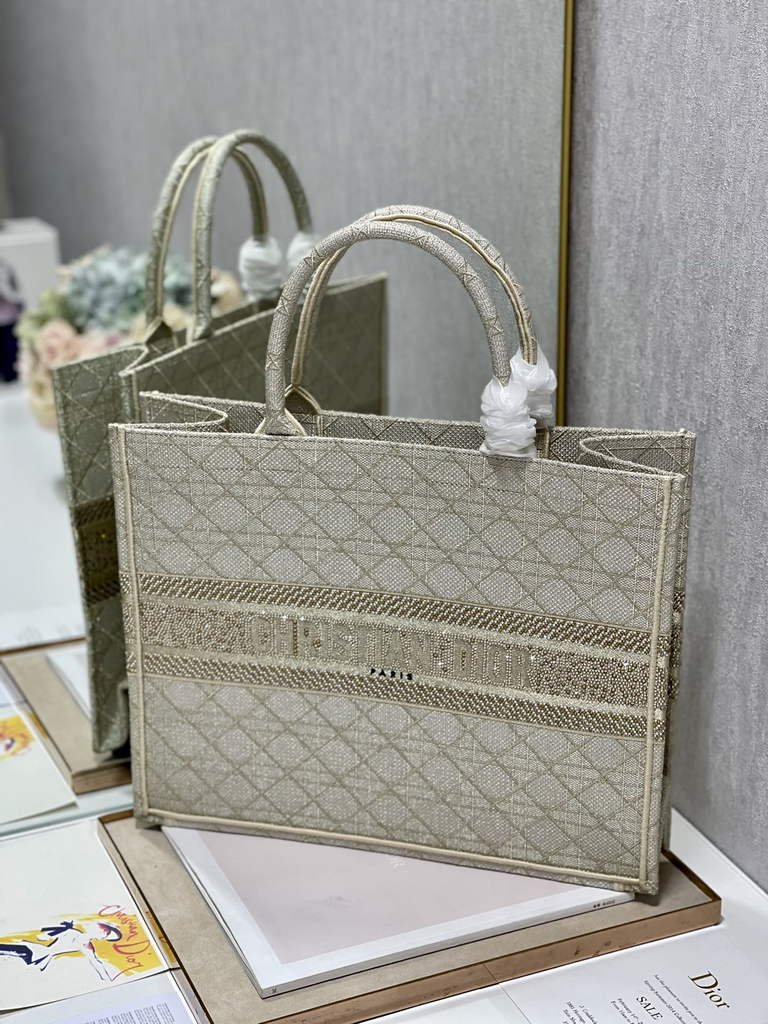Dior M1286 Large Book Tote Gold Cannage Raffia - Default Title - View 3