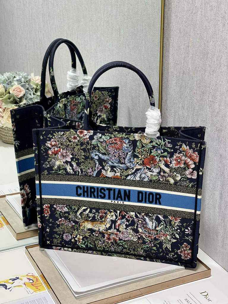 Dior Large Book Tote Bag M1286 Embroidery Black Multicolor
