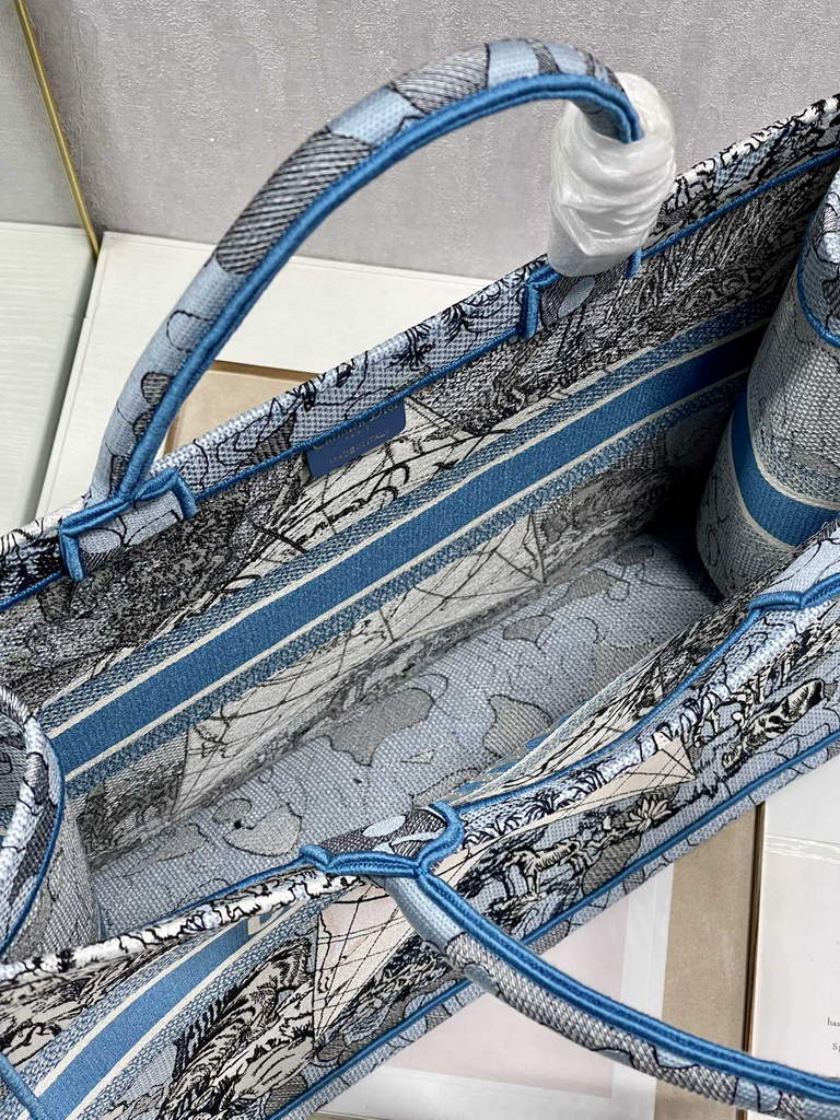 Dior Large Book Tote Bag M1286 Embroidery Blue Multicolor