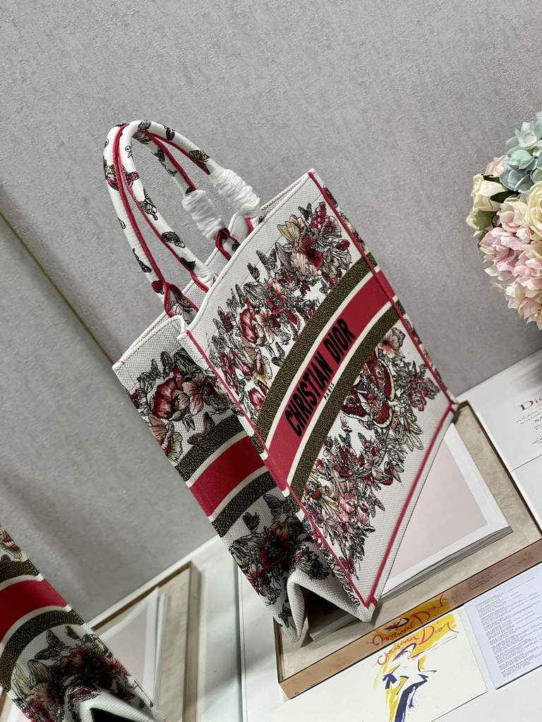 Dior Large Book Tote Bag M1286 Red Embroidery Multicolor