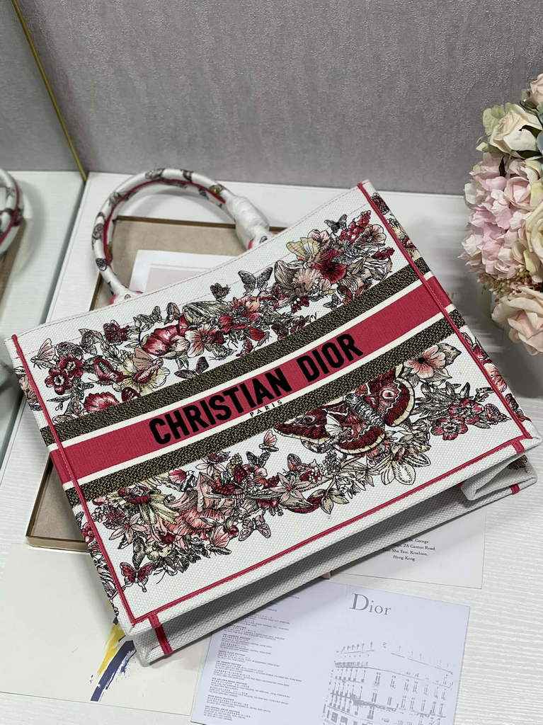 Dior Large Book Tote Bag M1286 Red Embroidery Multicolor