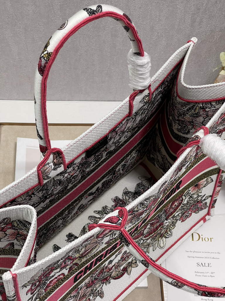 Dior Large Book Tote Bag M1286 Red Embroidery Multicolor