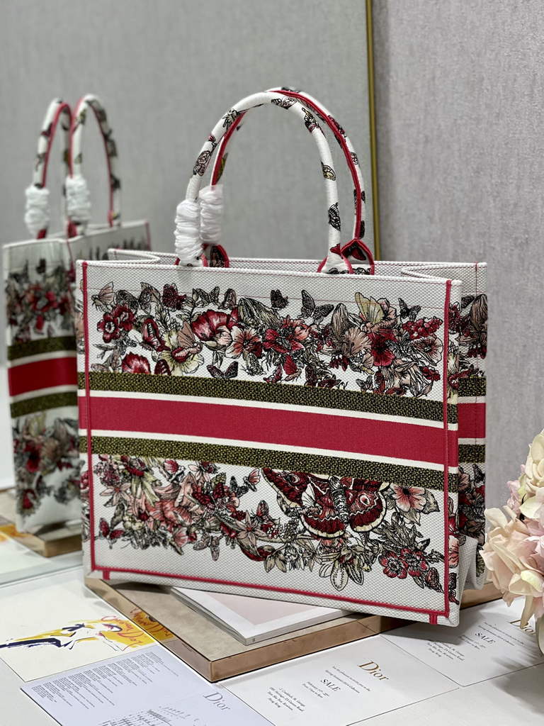 Dior Large Book Tote Bag M1286 Red Embroidery Multicolor