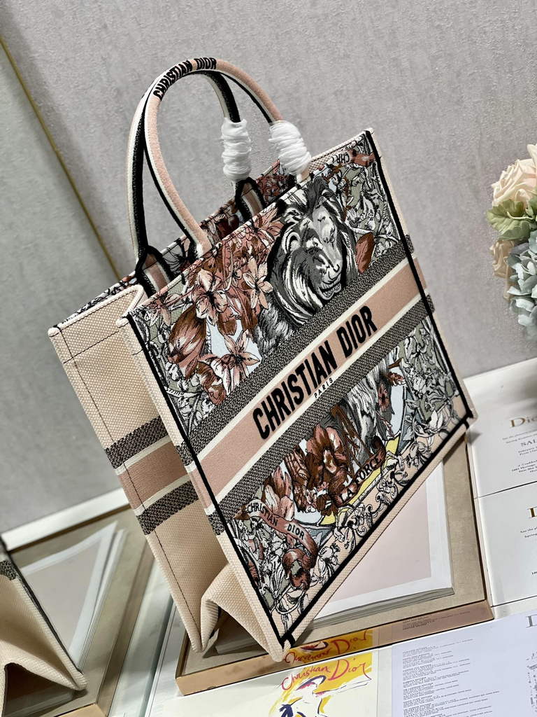 Dior Large Book Tote Bag M1286 tiger Multicolor Beige