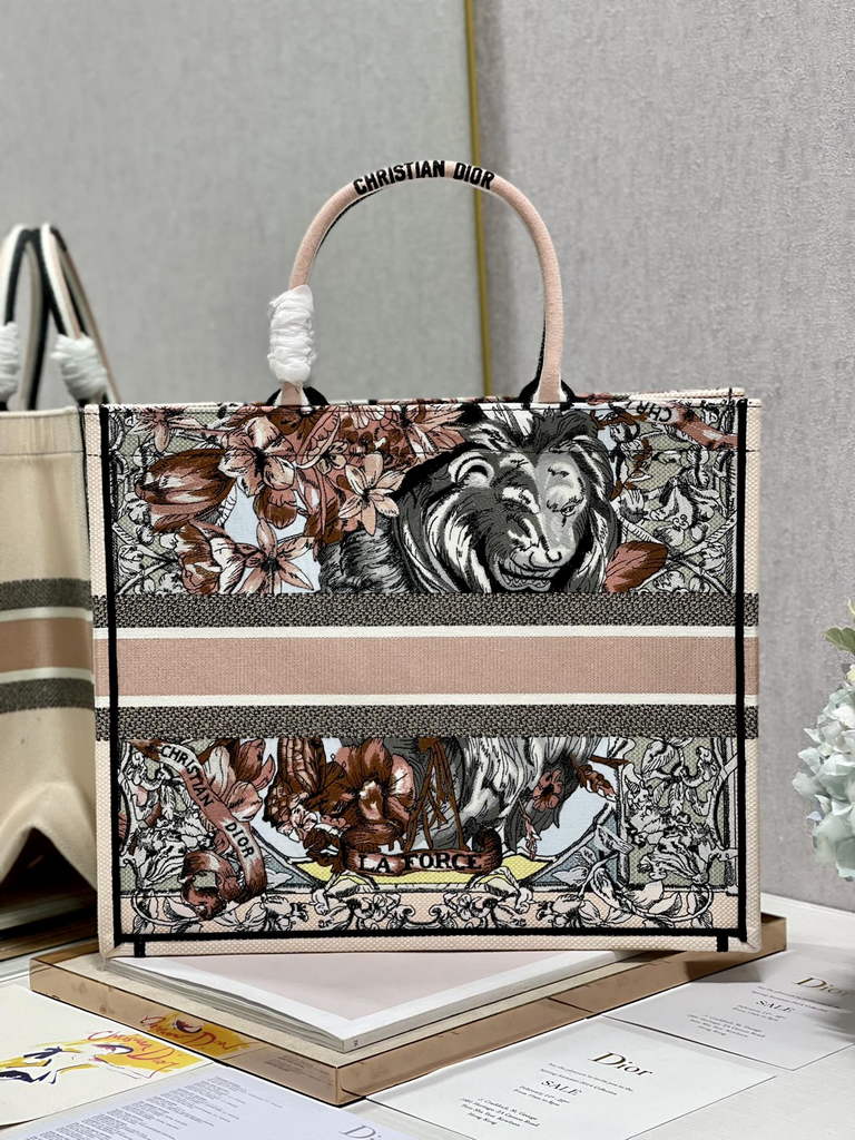 Dior Large Book Tote Bag M1286 tiger Multicolor Beige