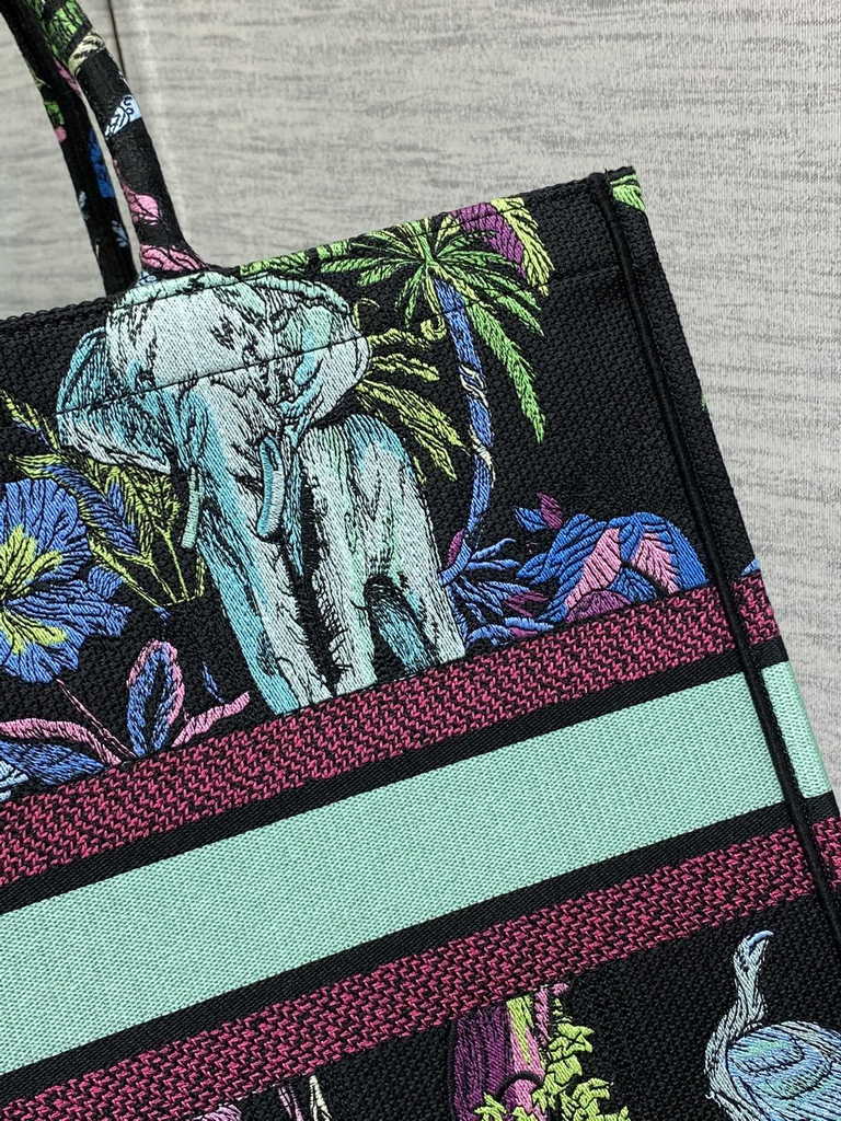 Dior Large Book Tote Bag M1286 Blue Multicolor Toile de Jouy Voyage Embroidery
