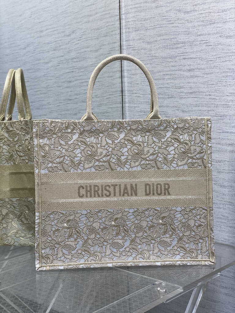 Dior Large Book Tote Bag M1286 Gold-Tone D-Lace Embroidery with Macramé Effect